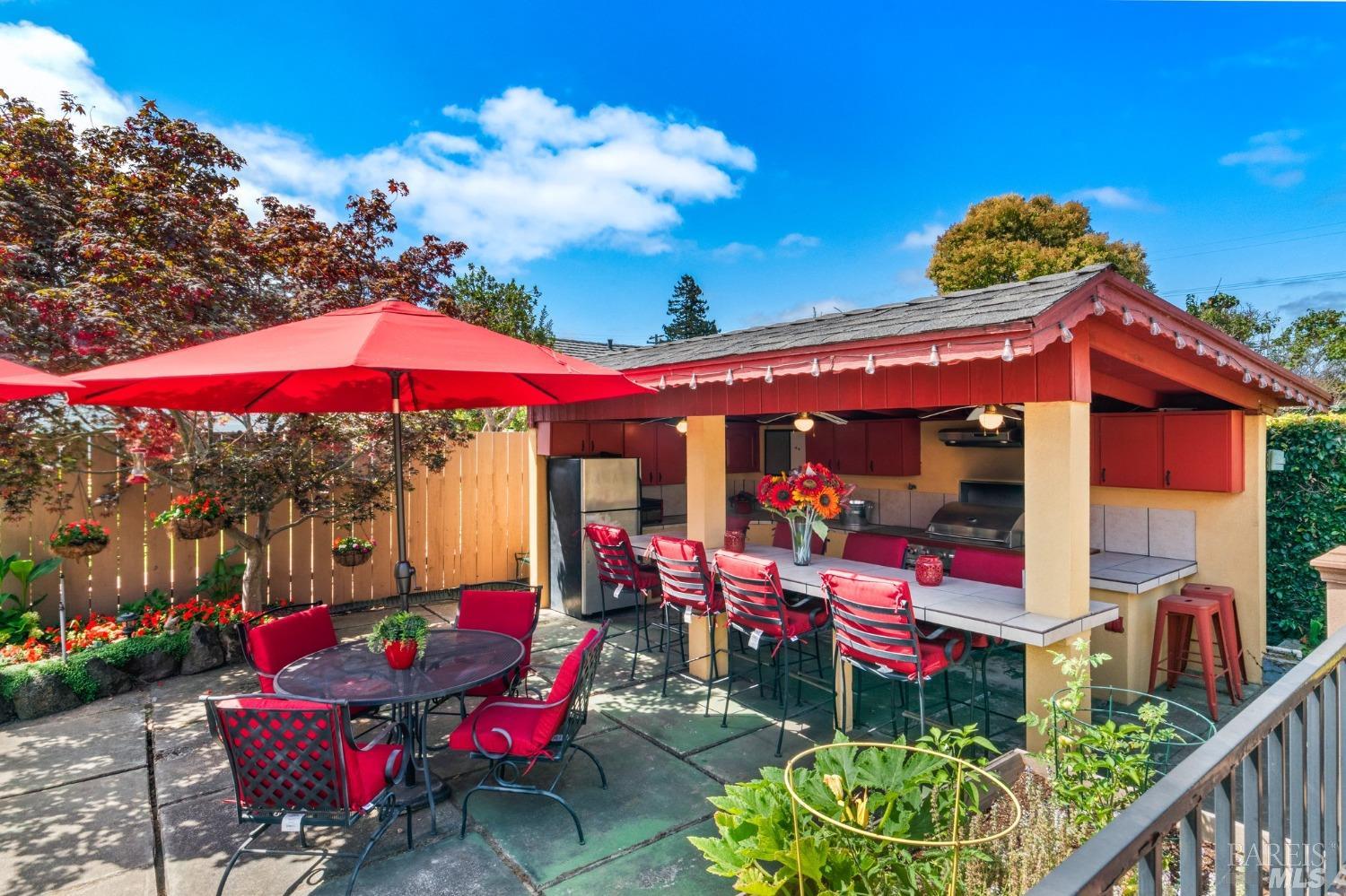 1105 Republic Ave
