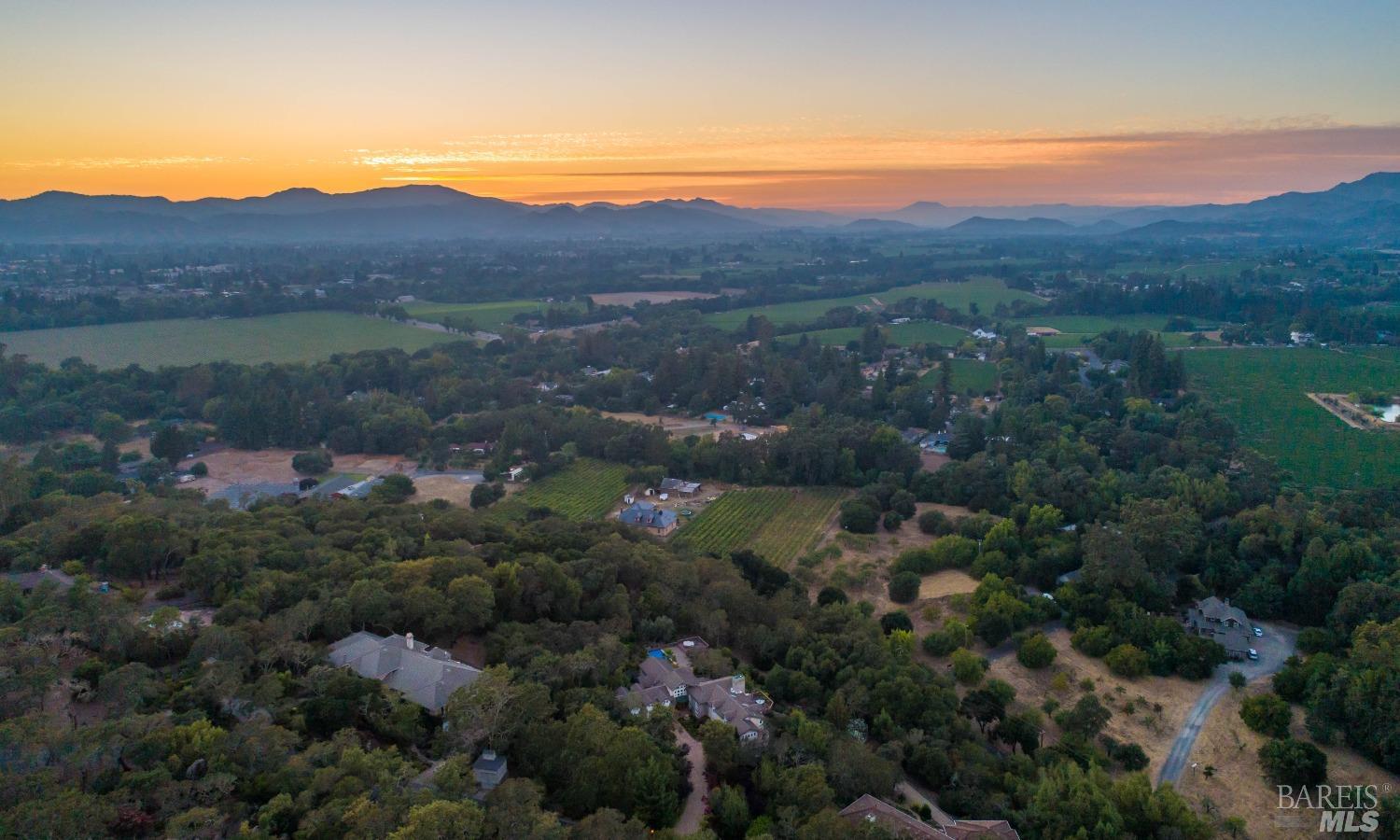 34 Old Coach Rd