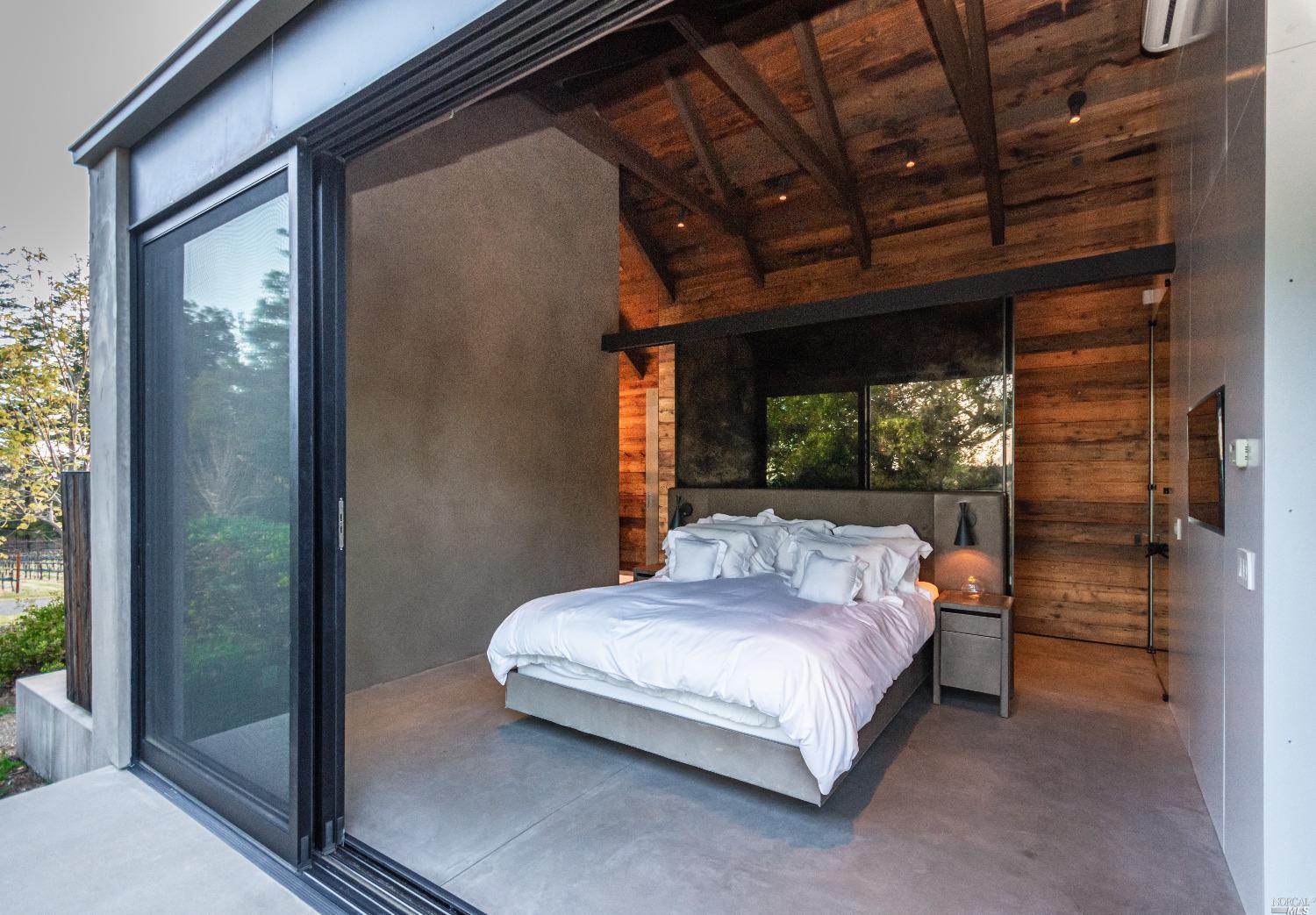 285 Howell Mountain Rd