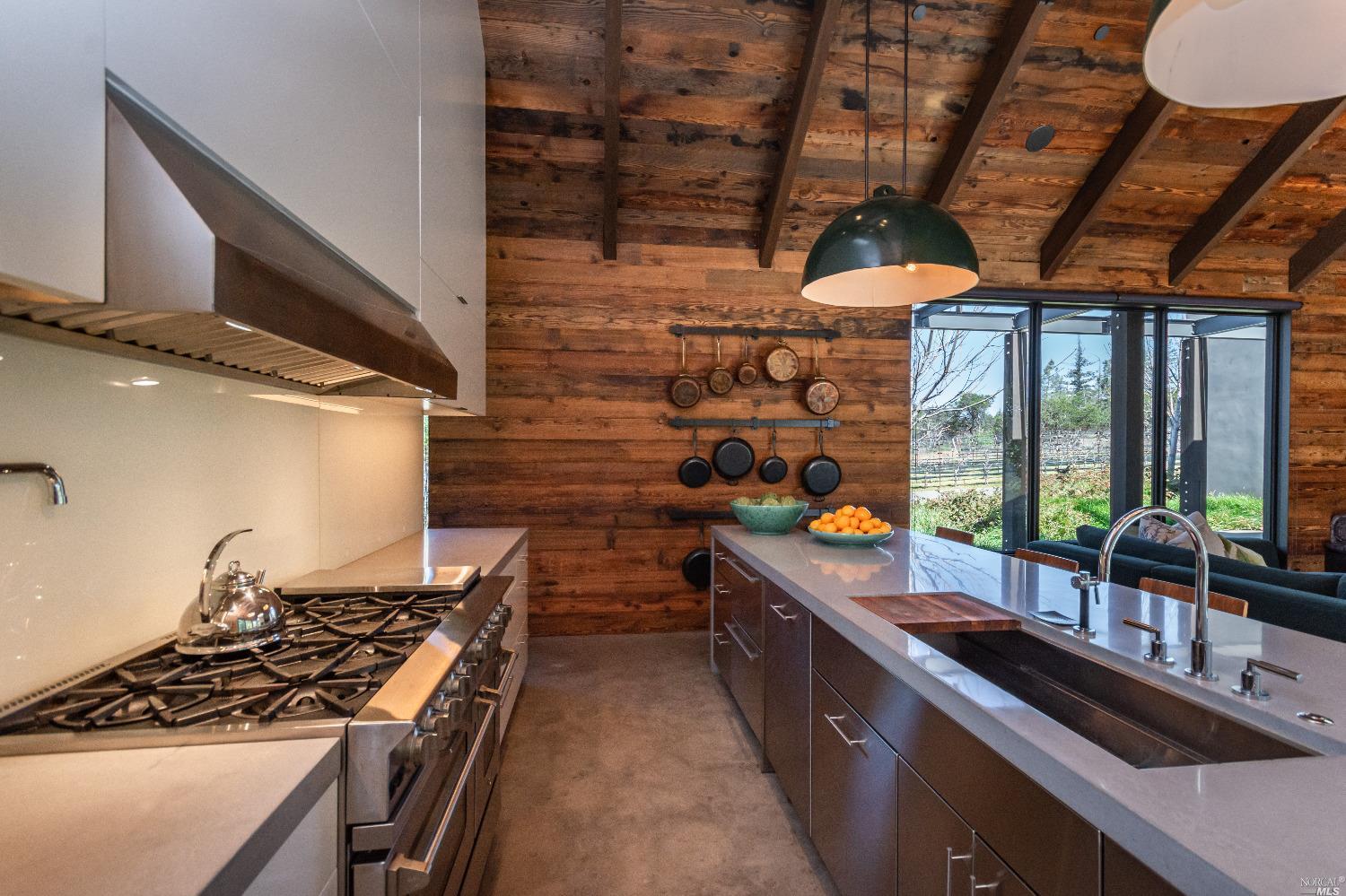 285 Howell Mountain Rd