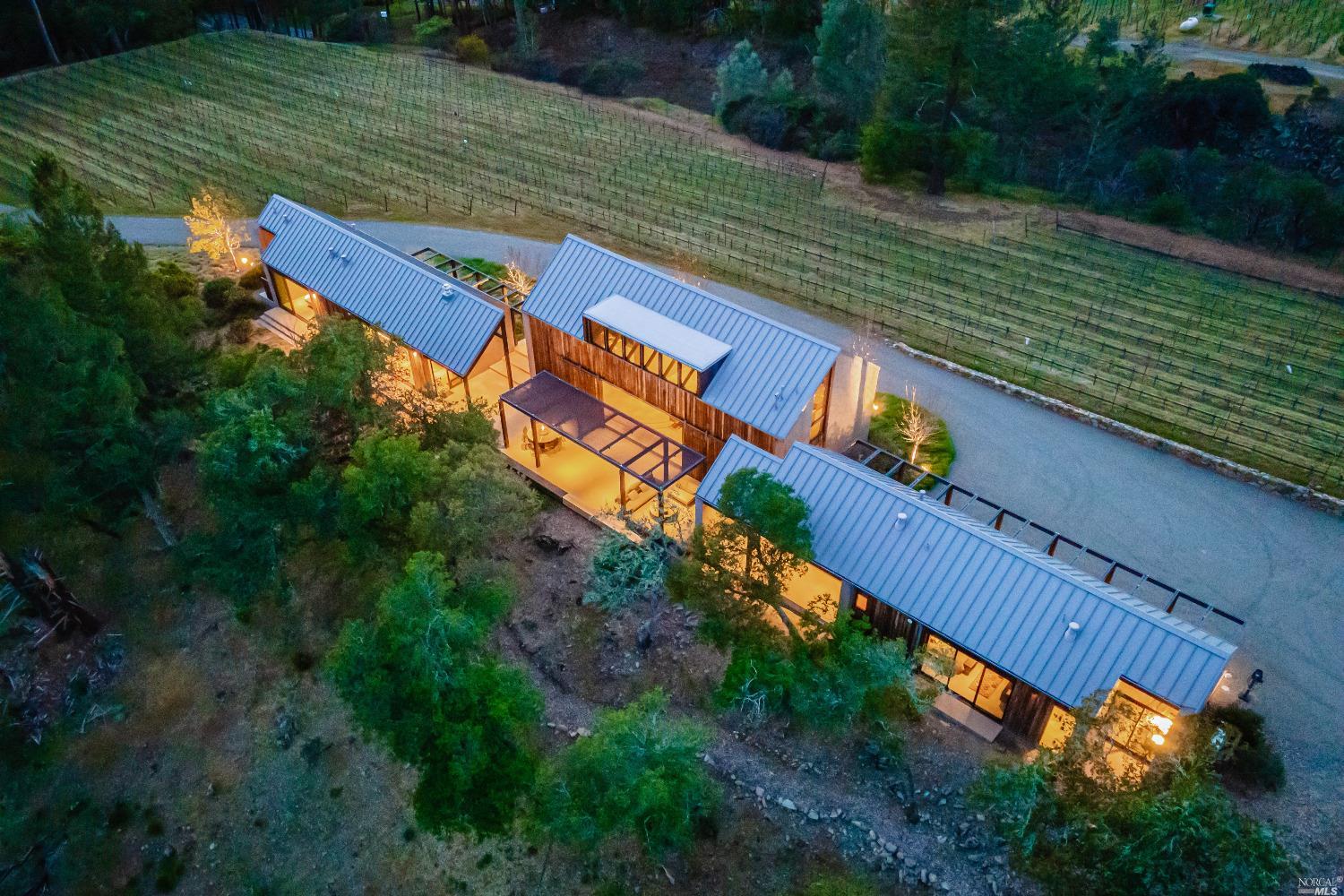 285 Howell Mountain Rd