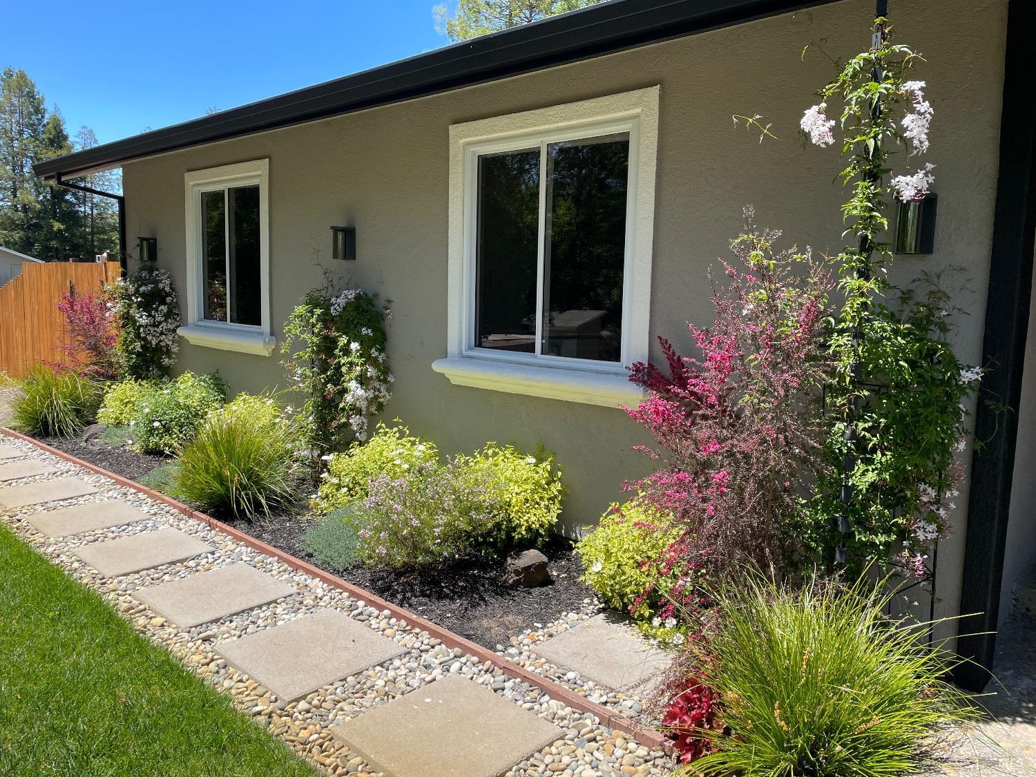 4193 Sonoma Mountain Rd