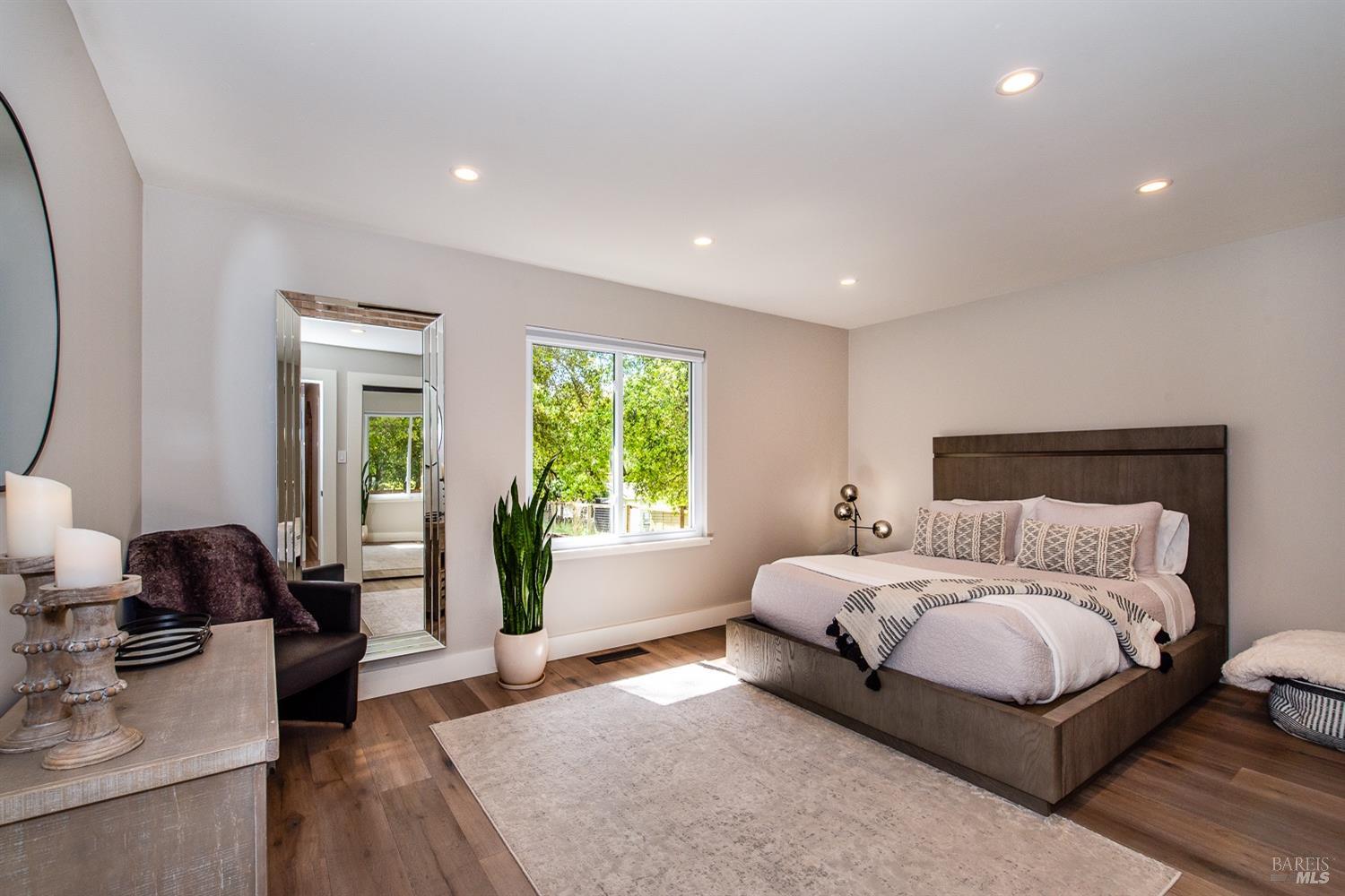 4193 Sonoma Mountain Rd
