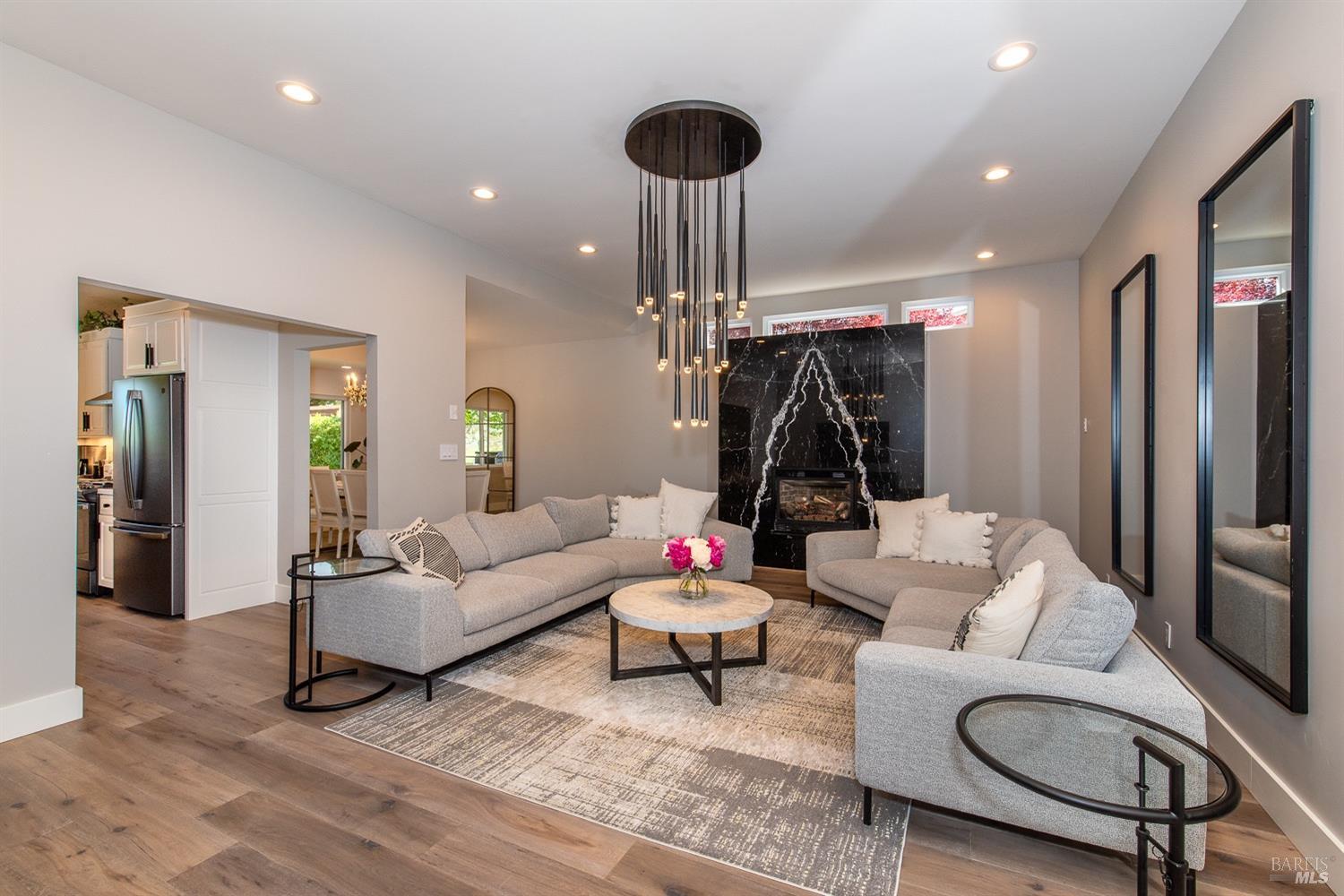 4193 Sonoma Mountain Rd