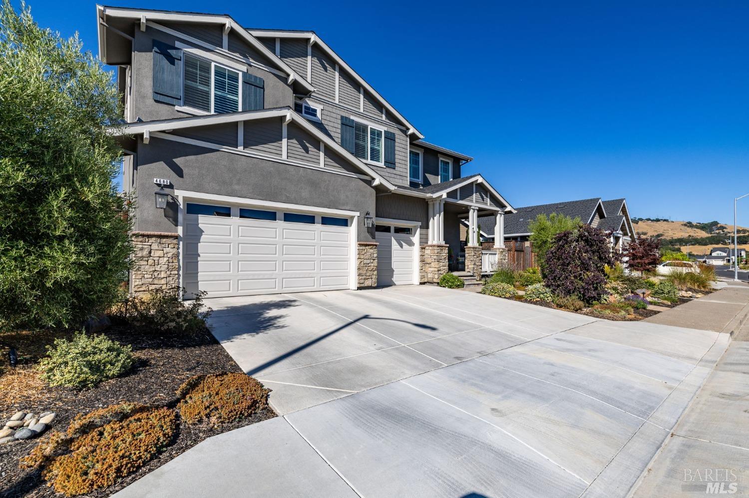 4680 Katie Lee Way