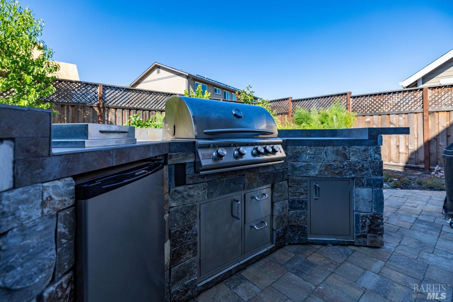 4680 Katie Lee Way