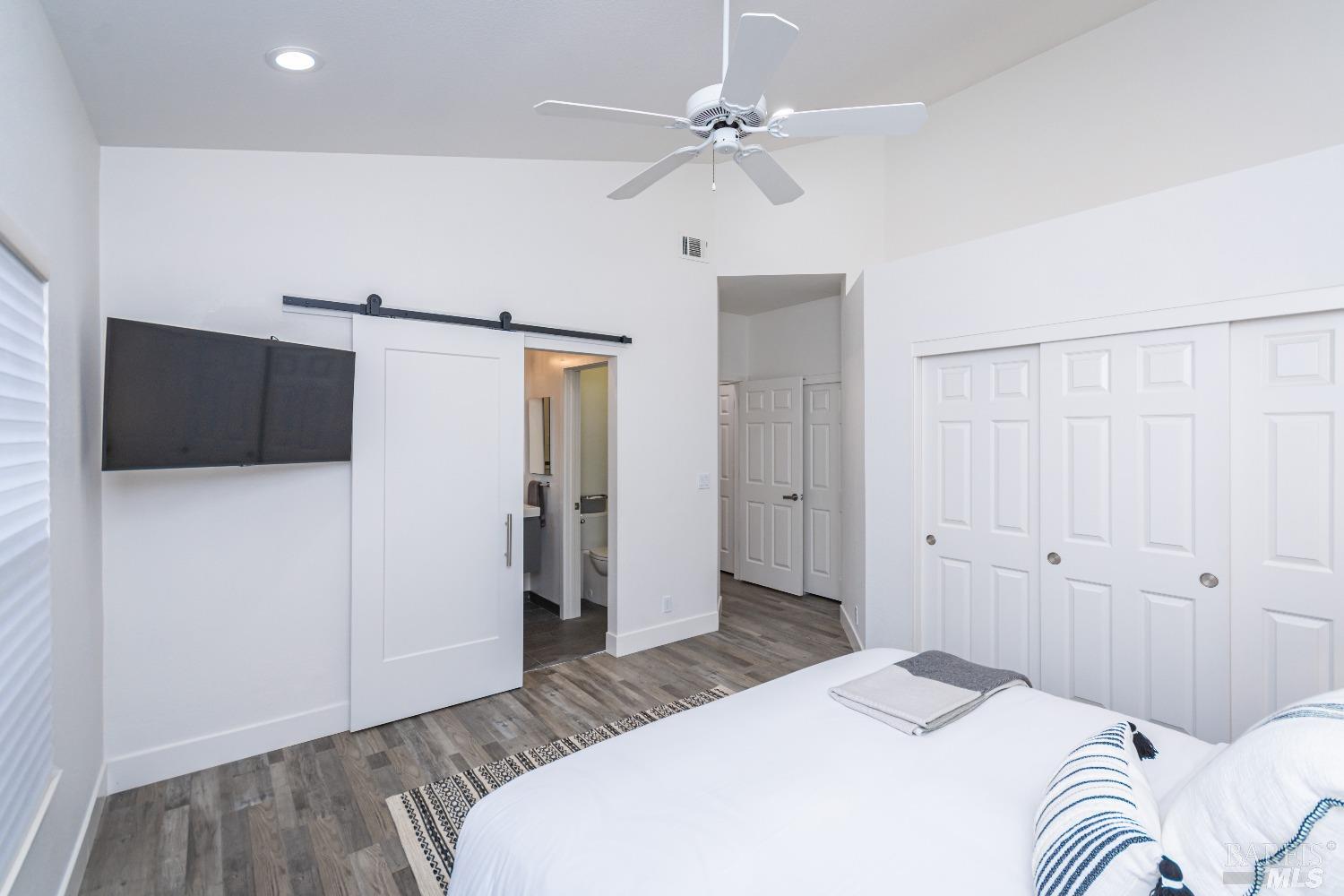 13 Jasmine St