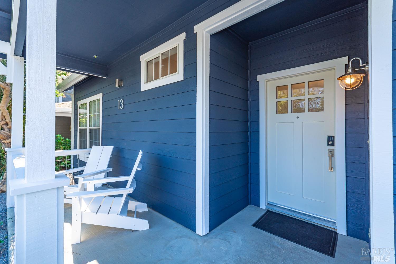 13 Jasmine St