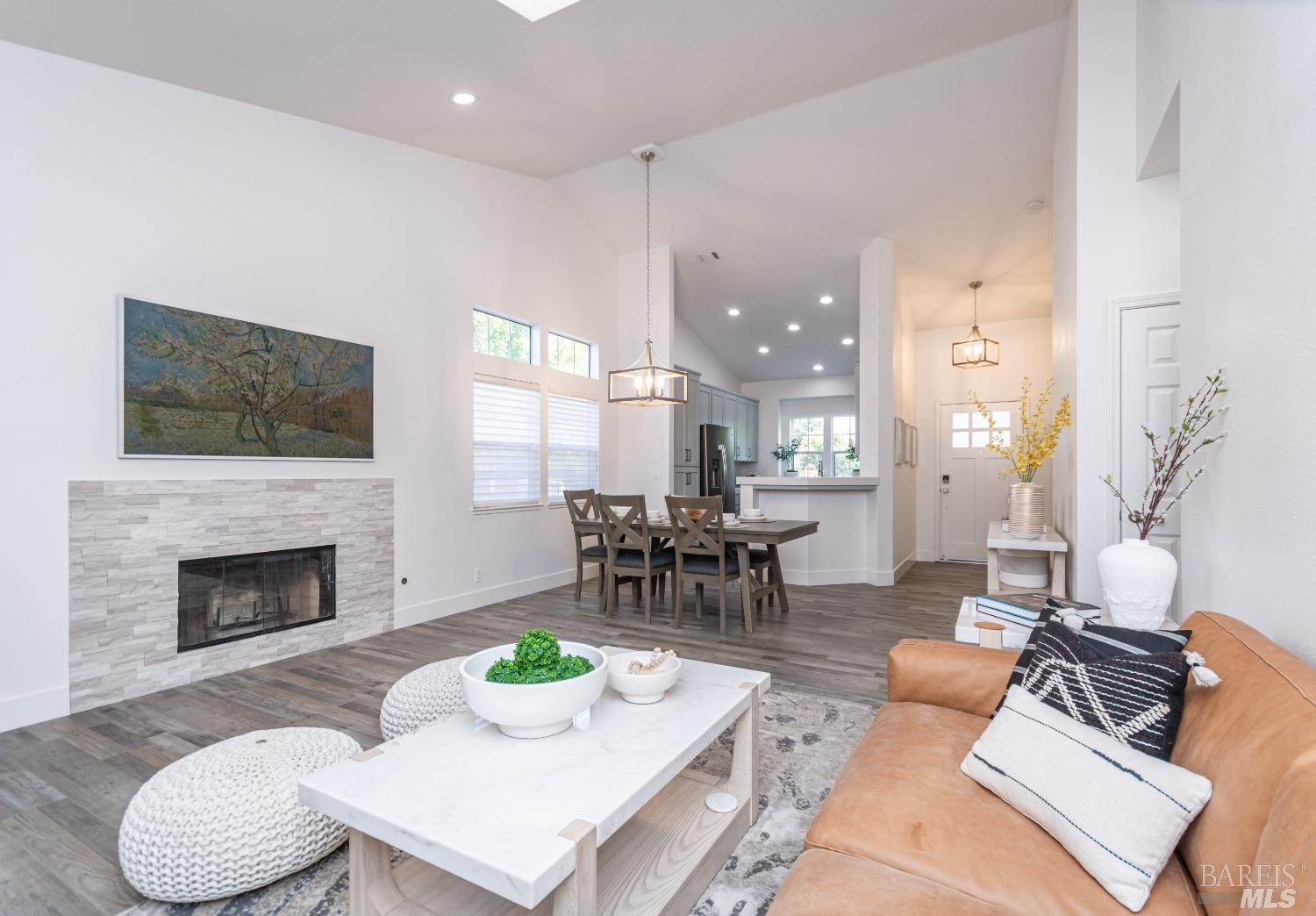 13 Jasmine St