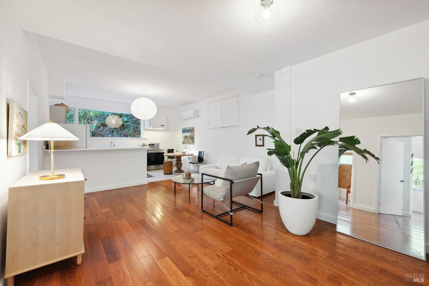 57 Spring Rd