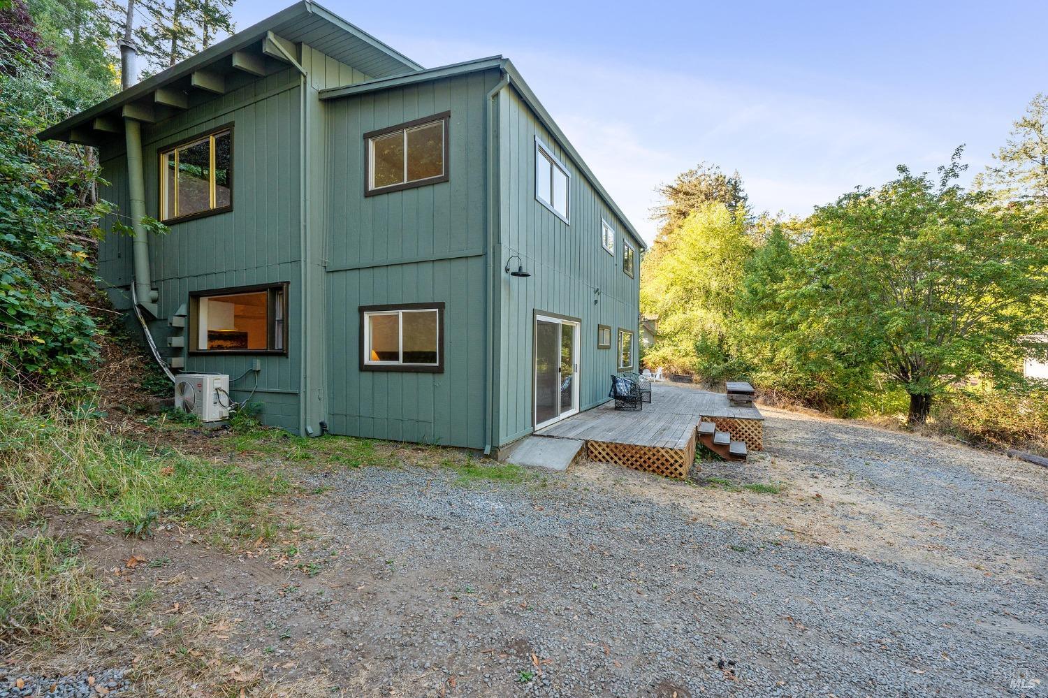 57 Spring Rd