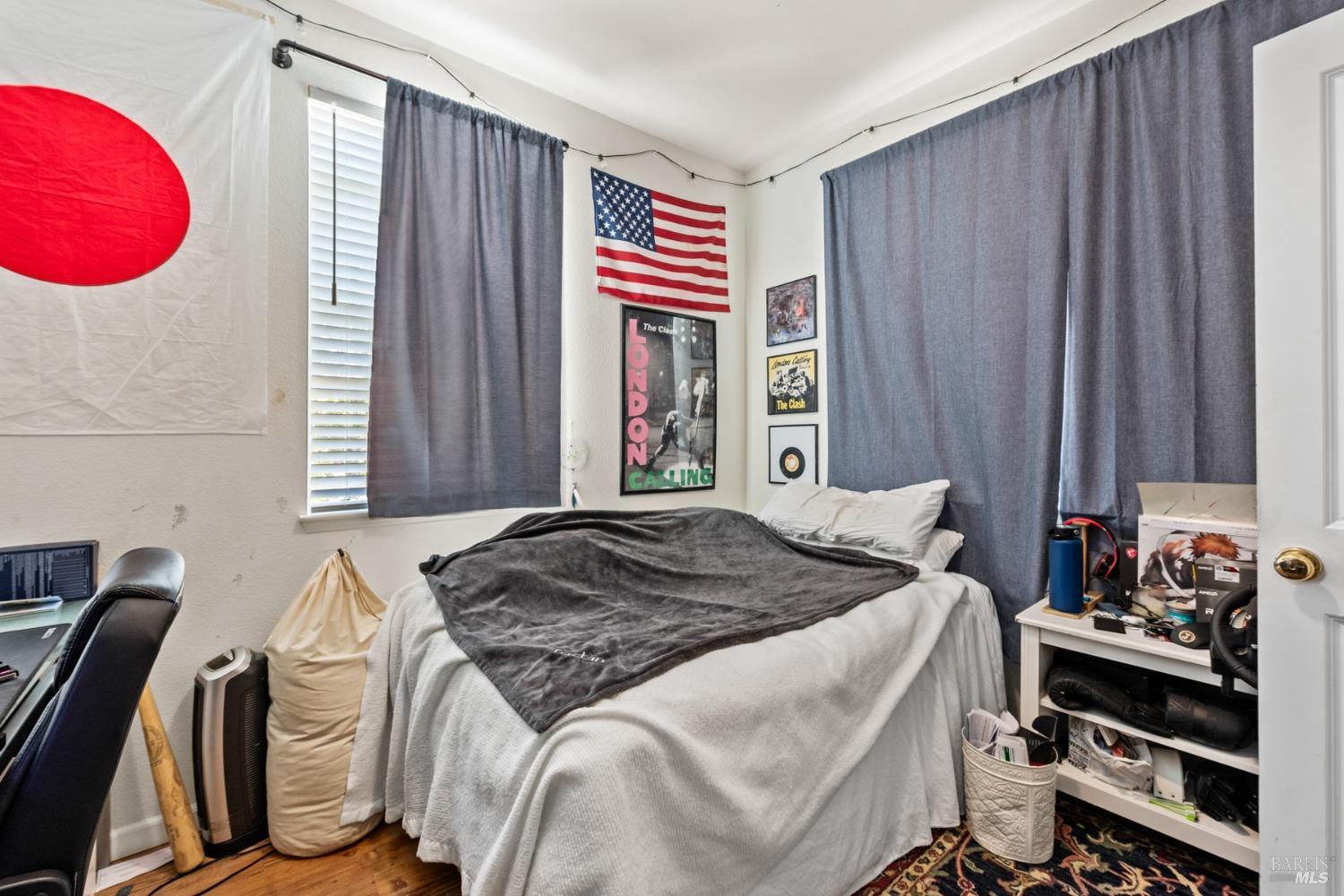 856 3rd St W