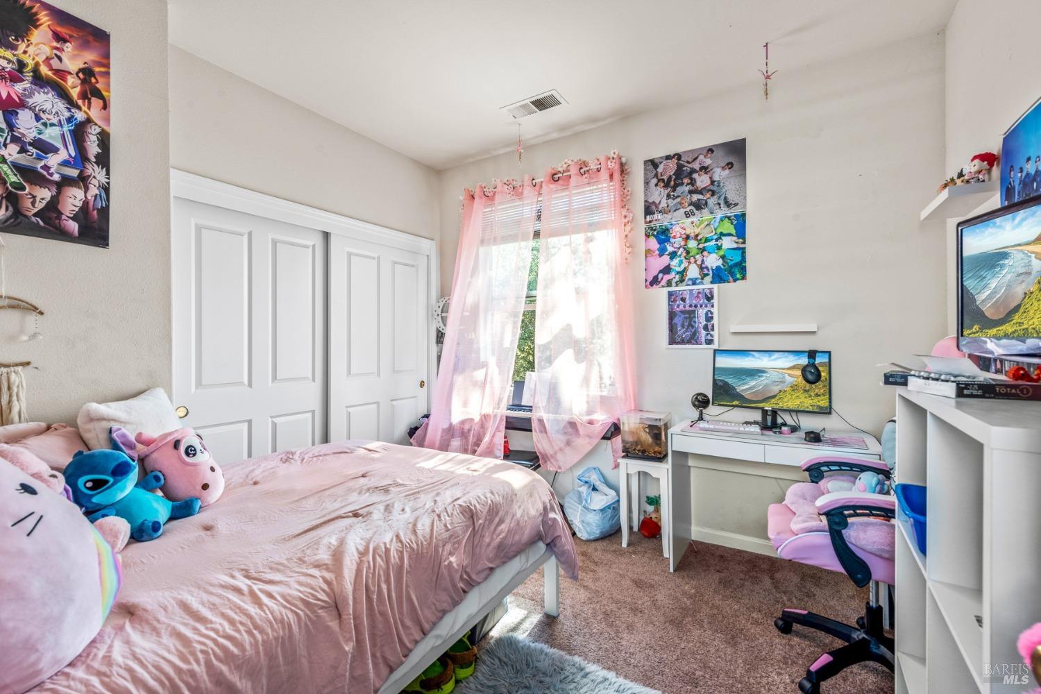 856 3rd St W