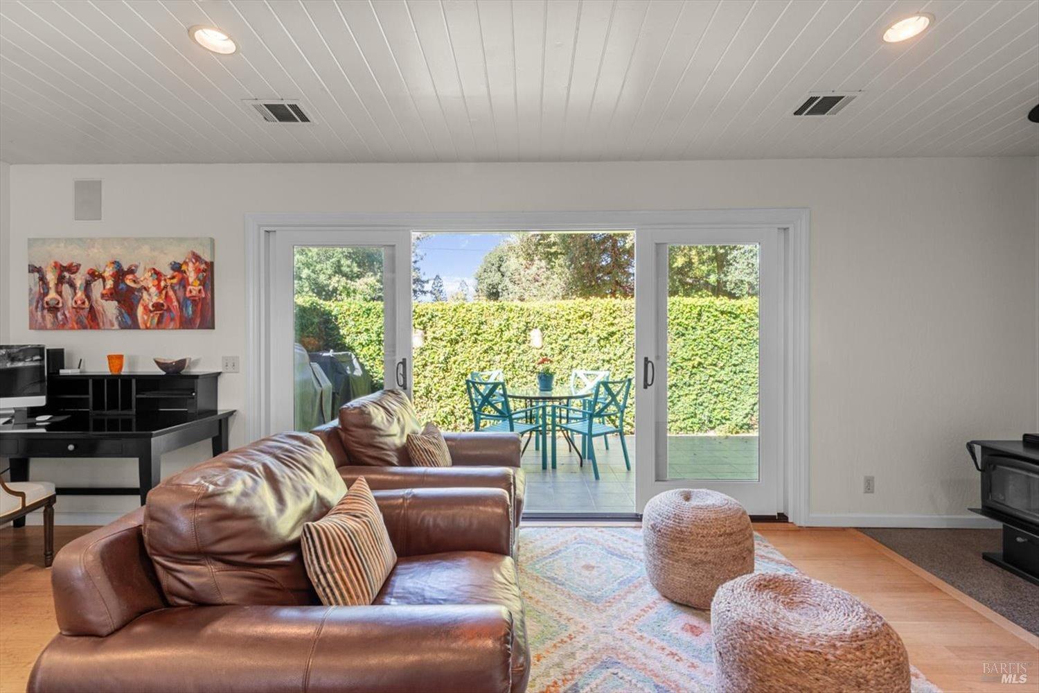 1115 Petra Dr