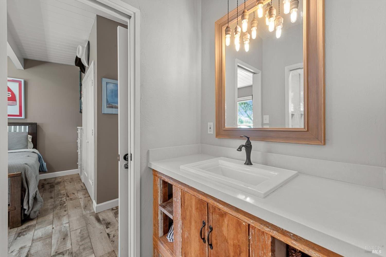 1115 Petra Dr