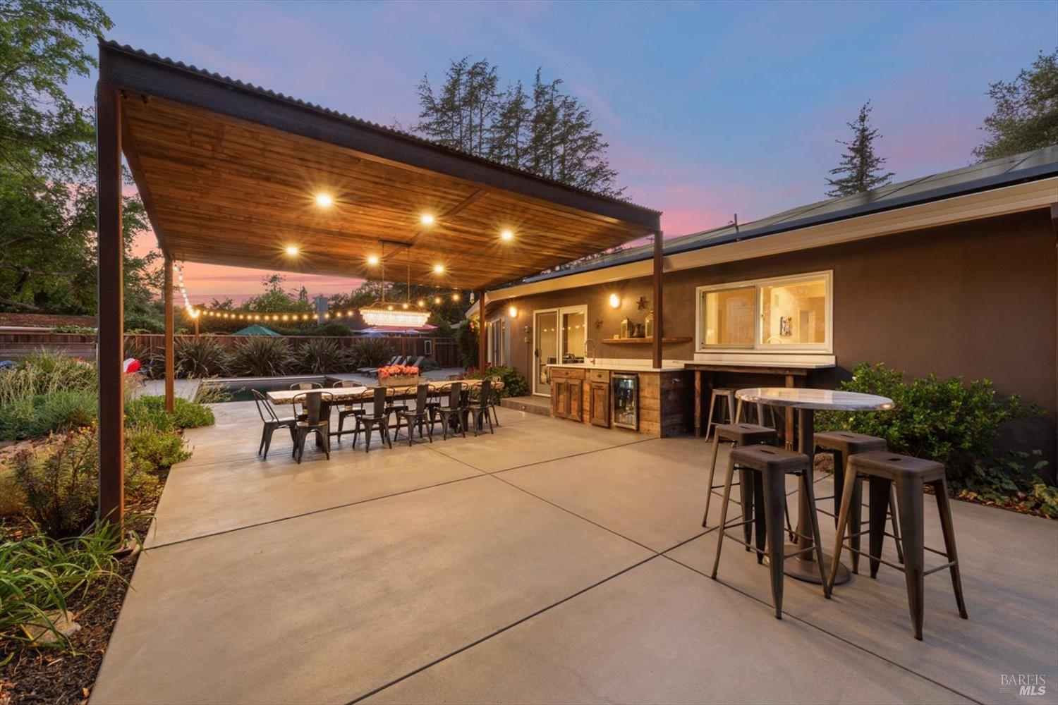 1115 Petra Dr