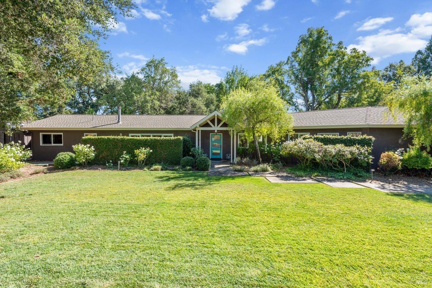 1115 Petra Dr