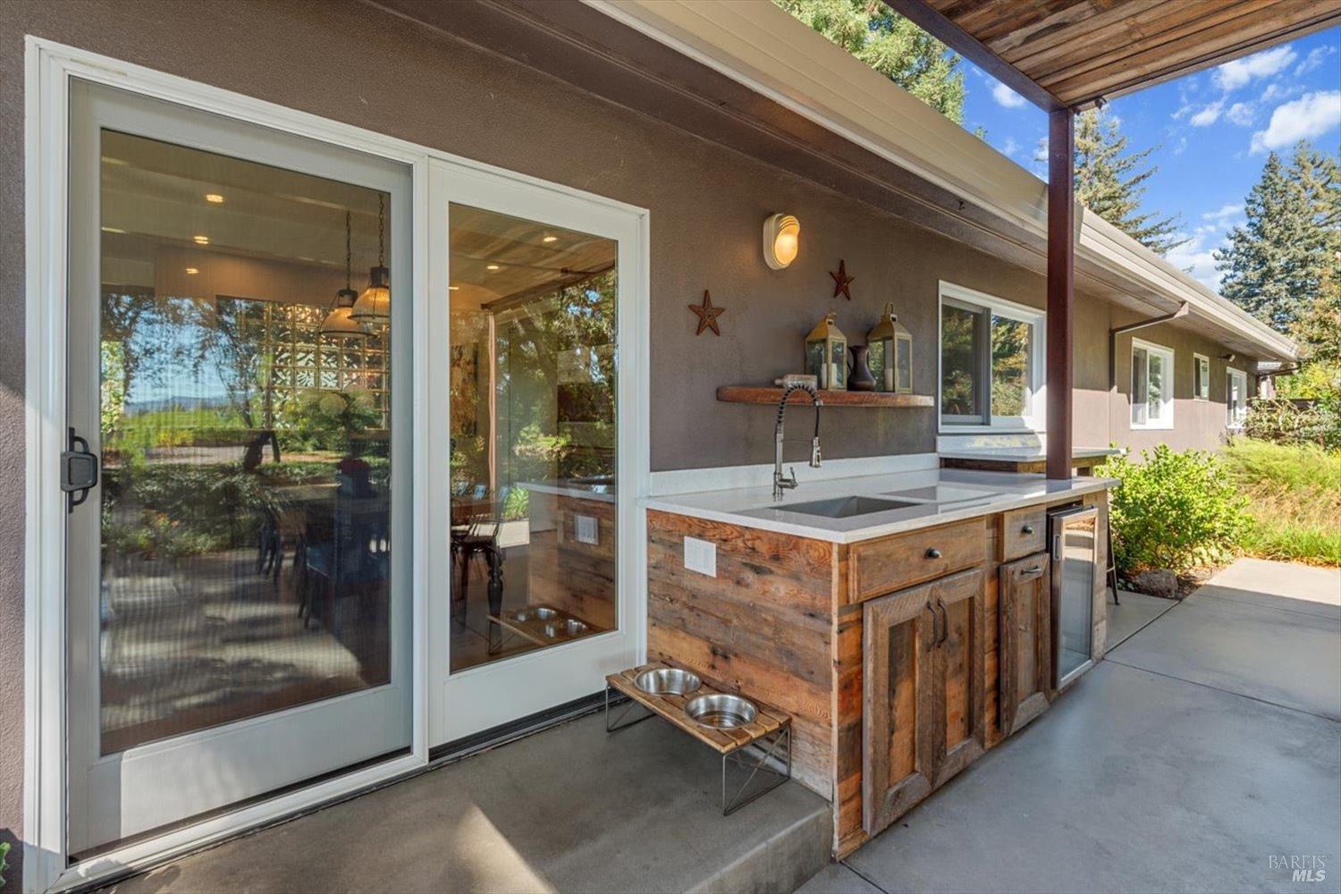 1115 Petra Dr