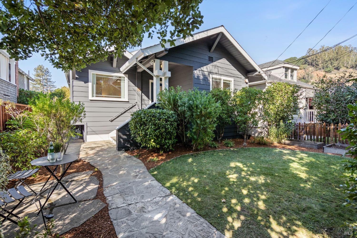 18 San Rafael Ave