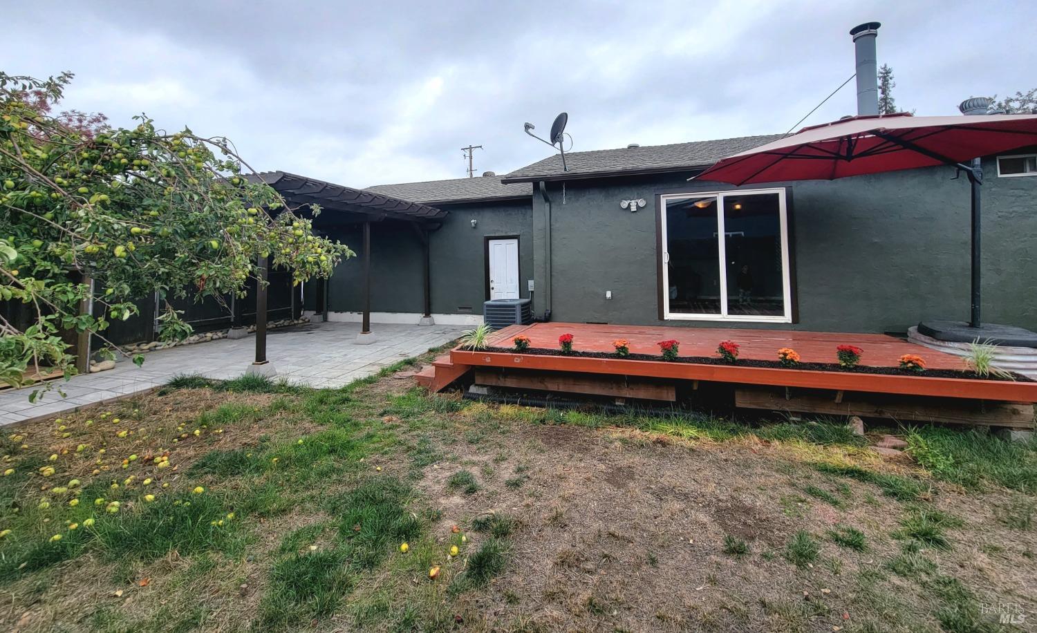 1509 Plumeria Dr