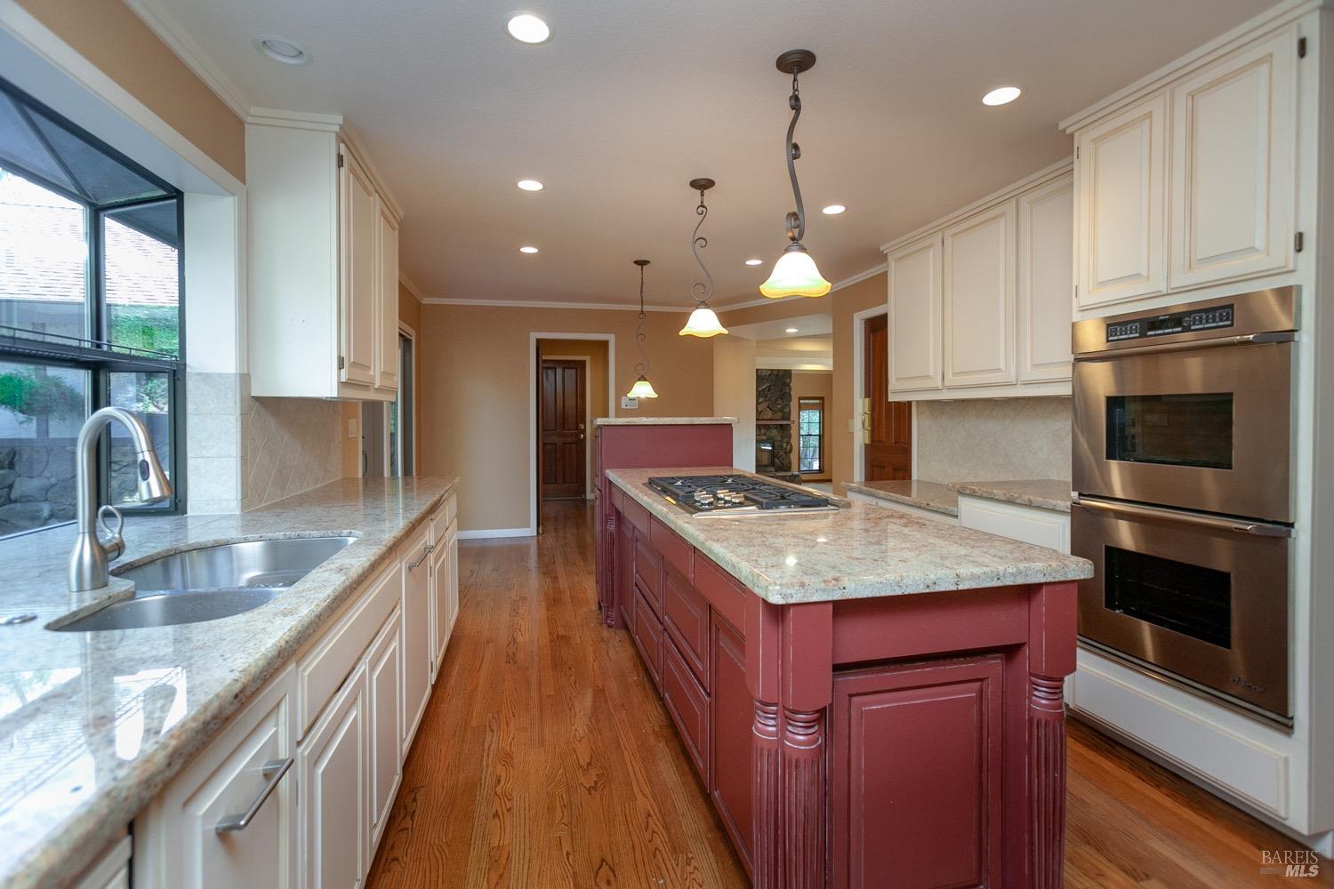 3821 Moss Hollow Ct