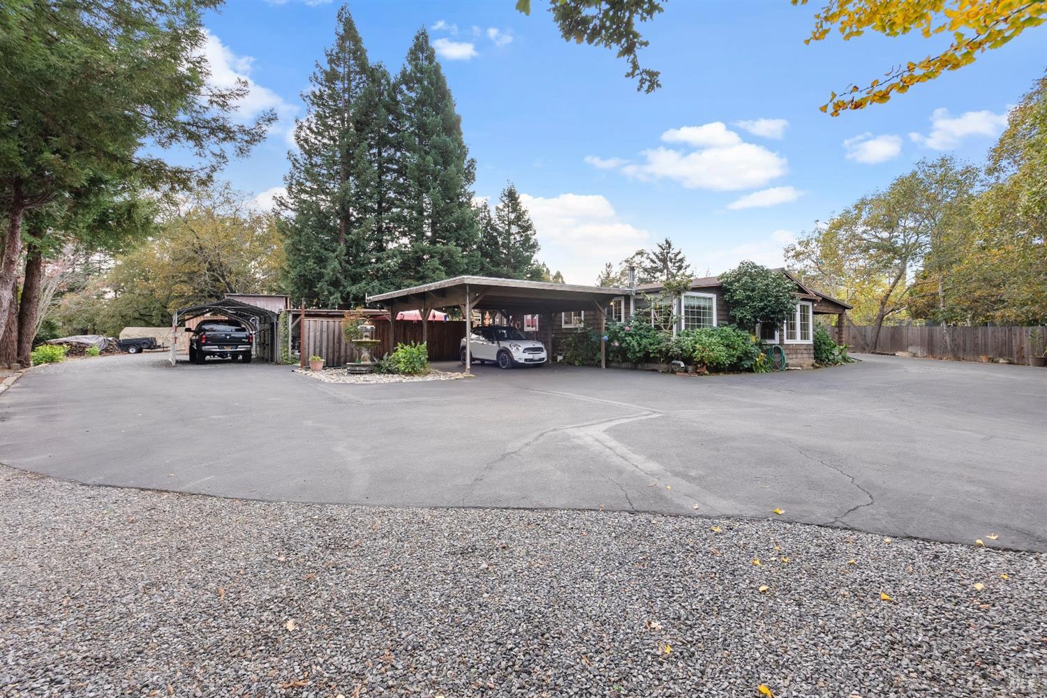 6023 Lone Pine Rd