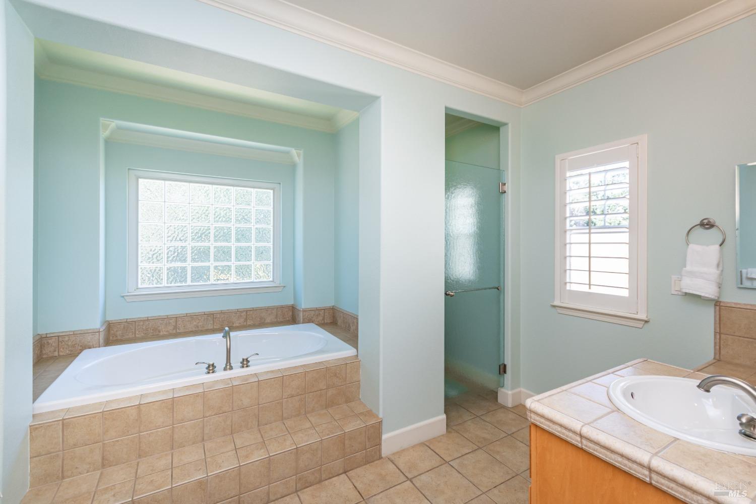 15 Catania Ct