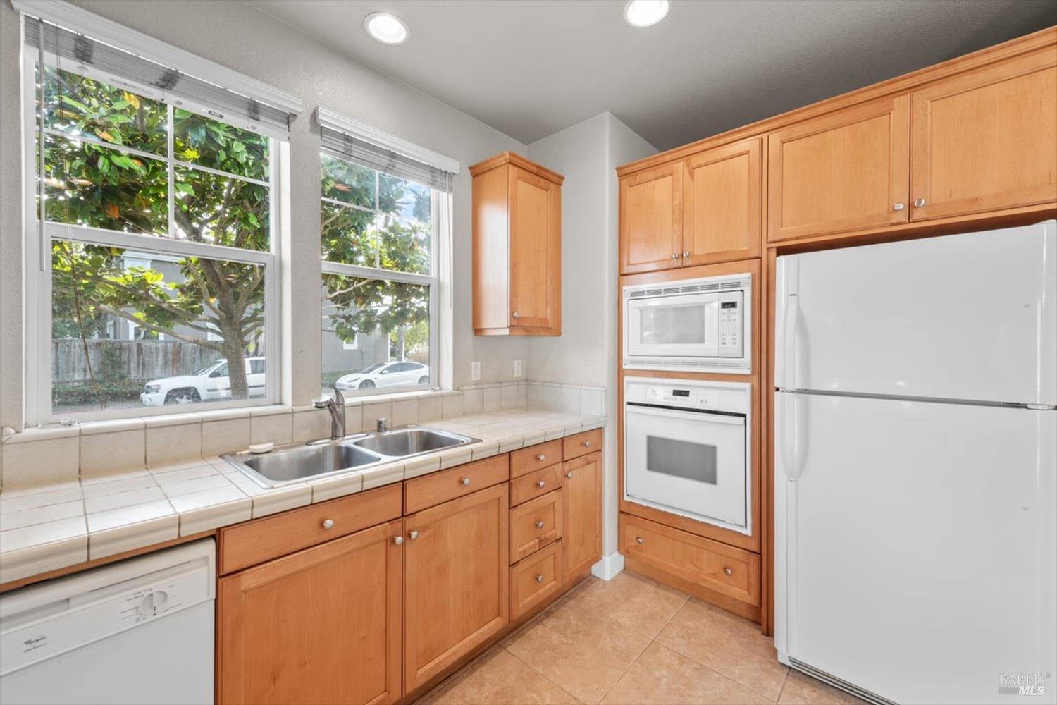 3245 Von Uhlit Ranch Rd