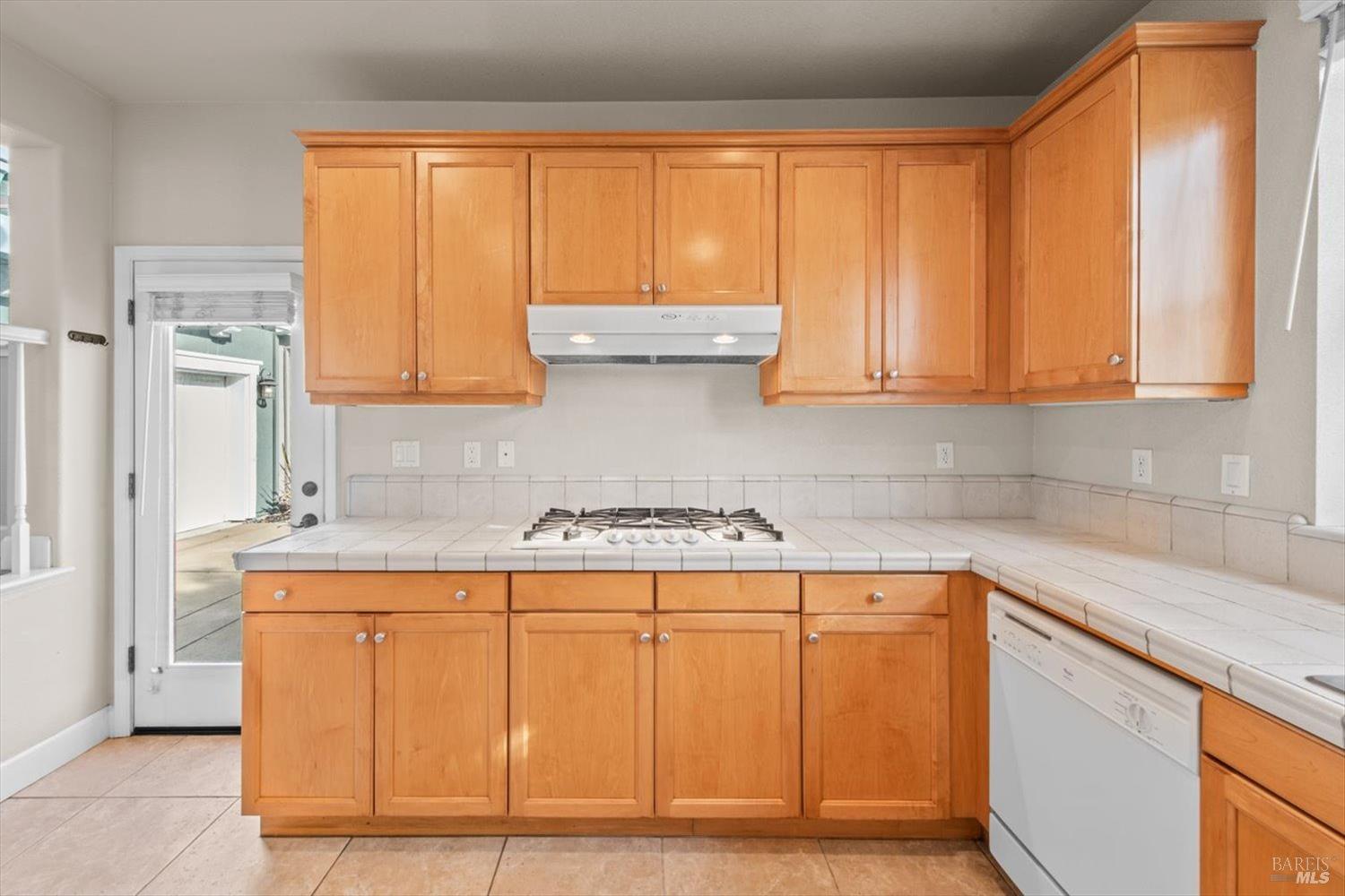 3245 Von Uhlit Ranch Rd