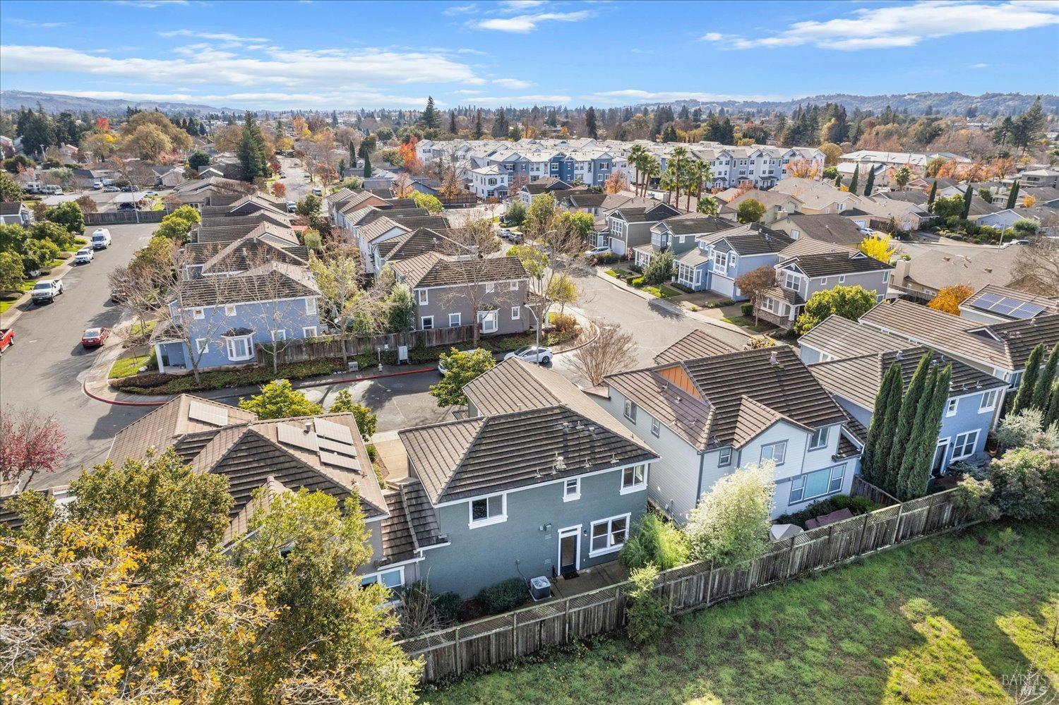 3245 Von Uhlit Ranch Rd