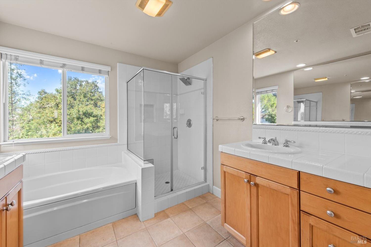 3245 Von Uhlit Ranch Rd