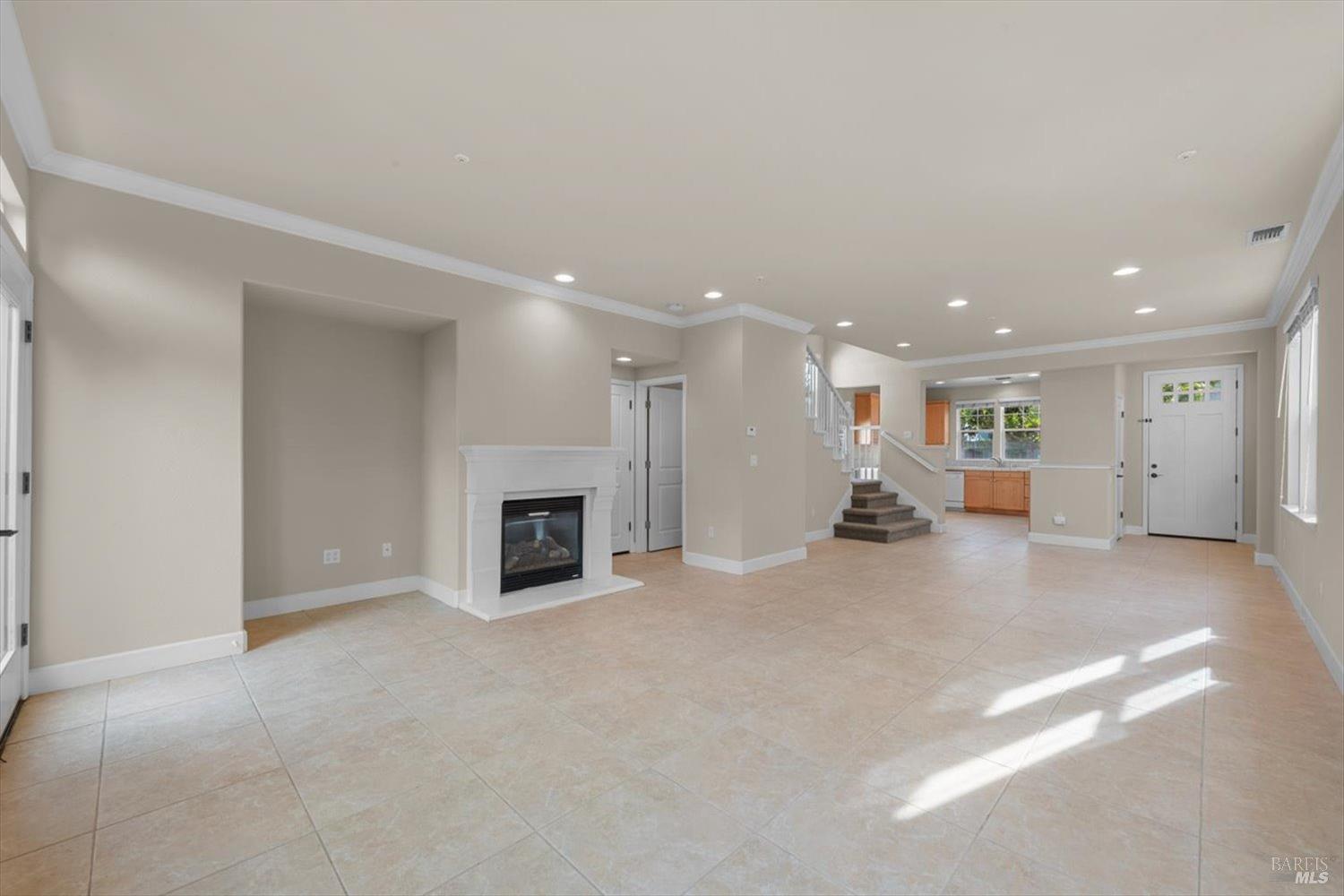 3245 Von Uhlit Ranch Rd