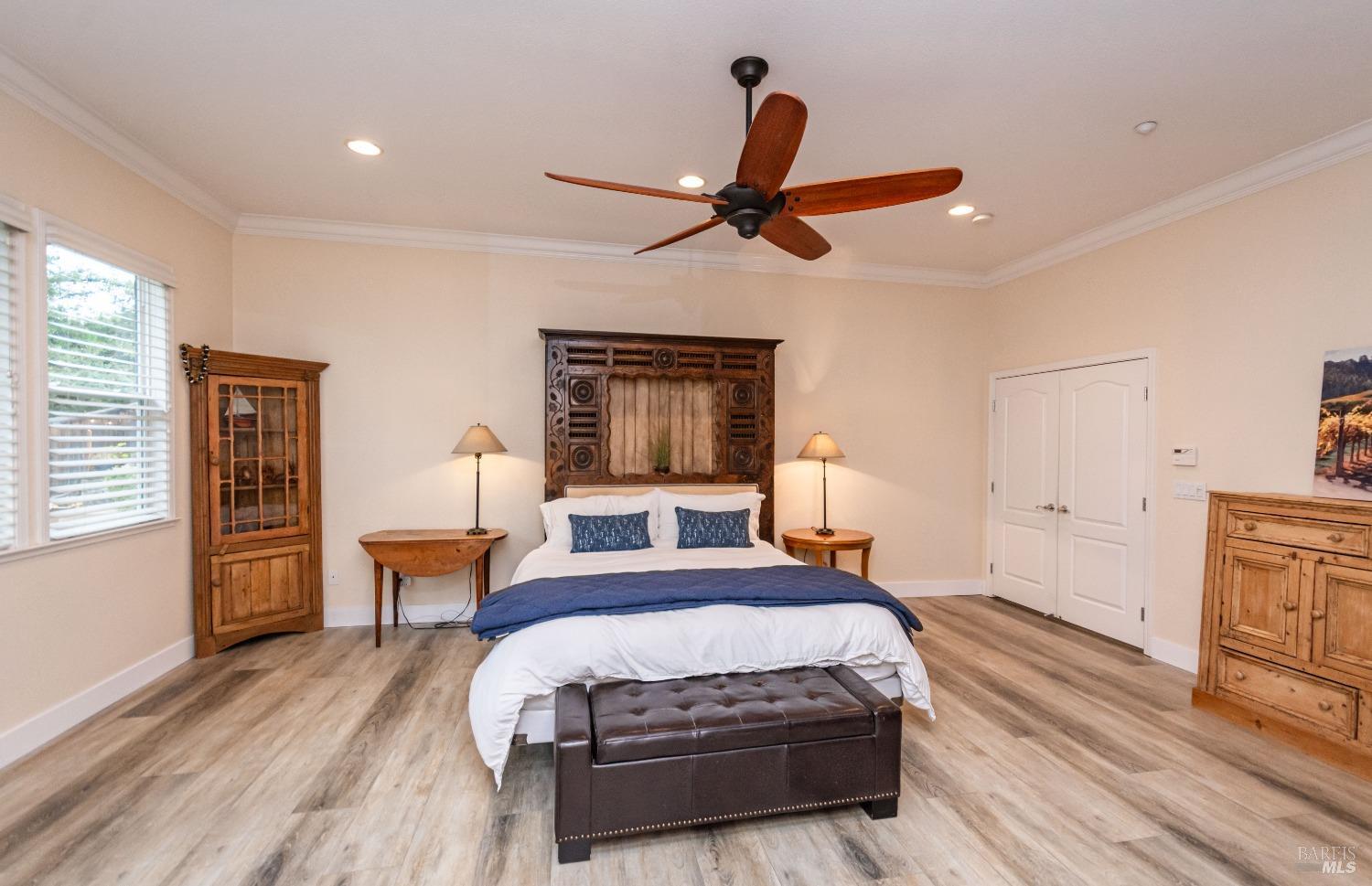 1109 Scenic Pl