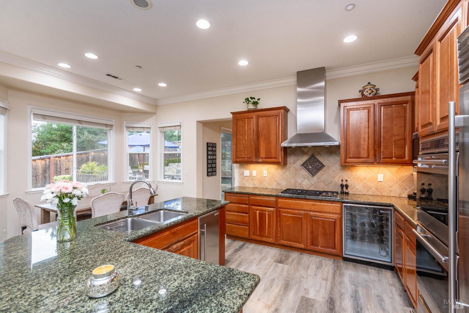 1109 Scenic Pl