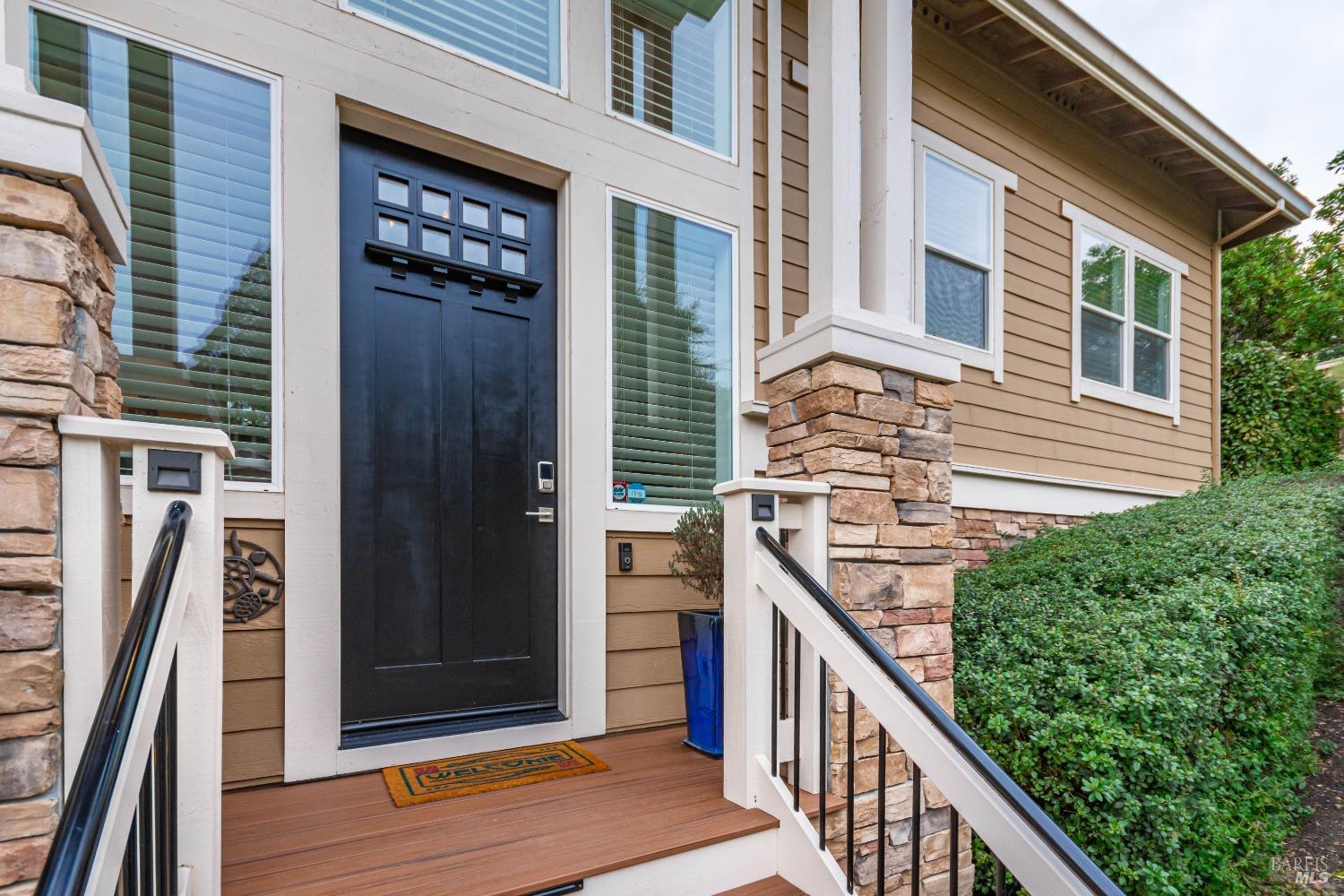 1109 Scenic Pl