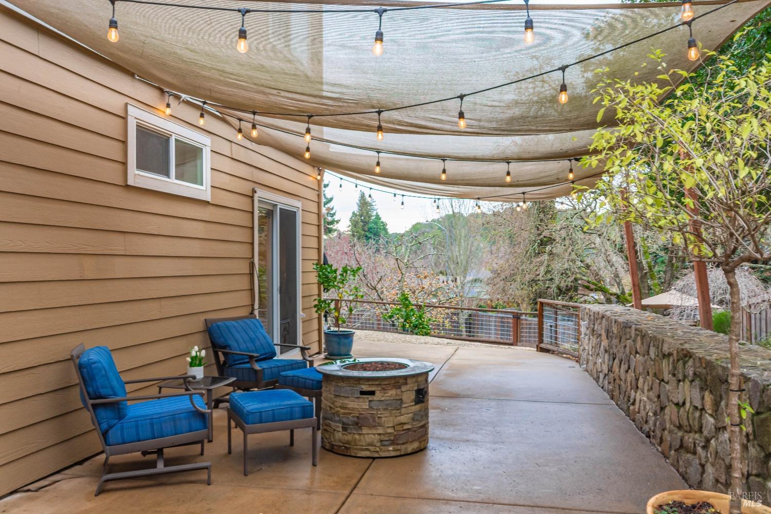 1109 Scenic Pl