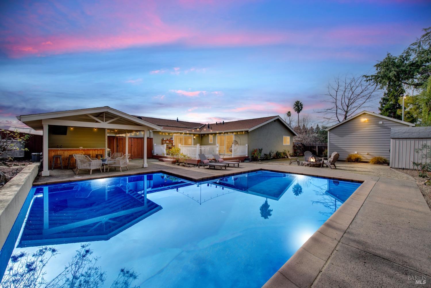3360 Linda Mesa Way