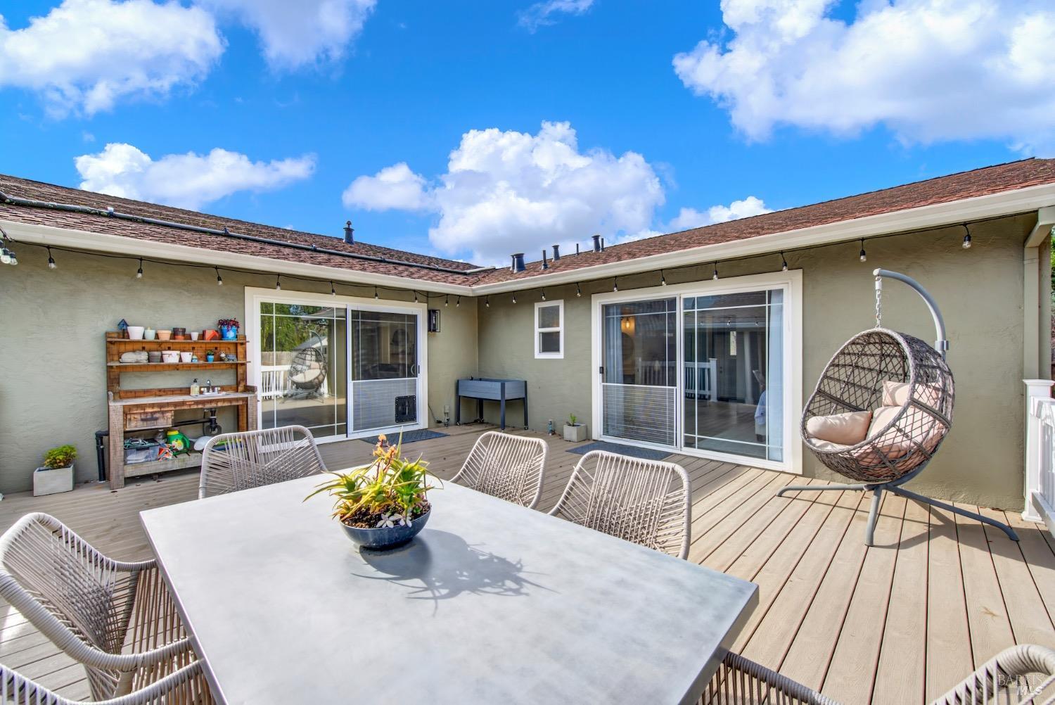 3360 Linda Mesa Way