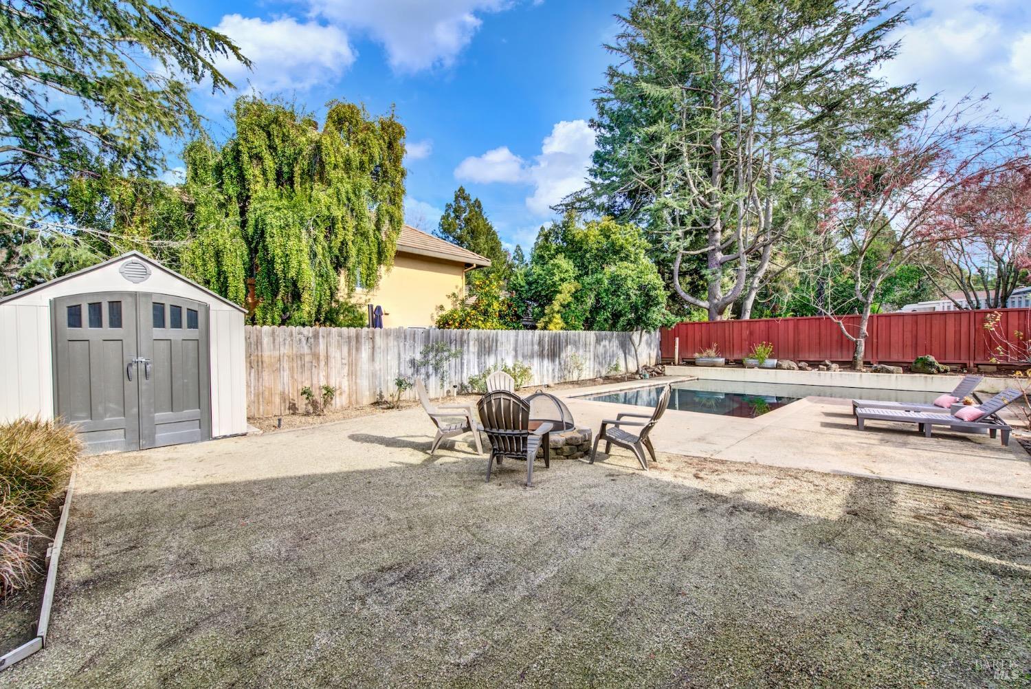 3360 Linda Mesa Way