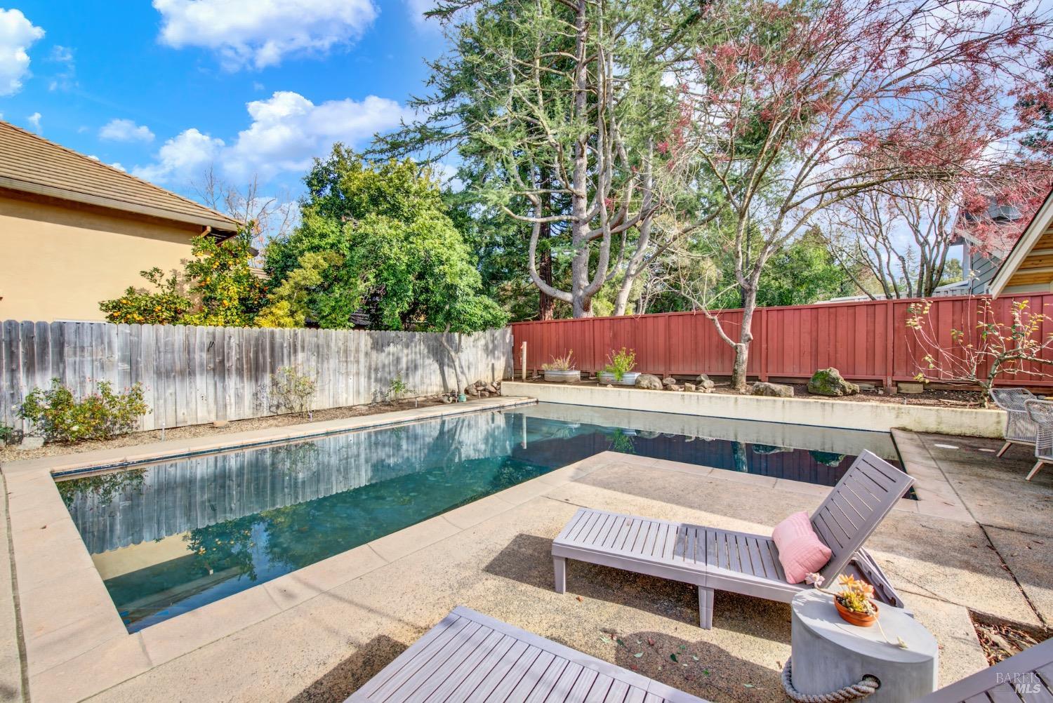 3360 Linda Mesa Way