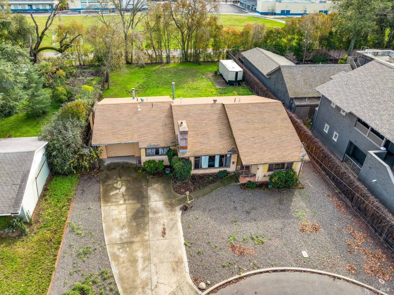 1021 Bella Dr