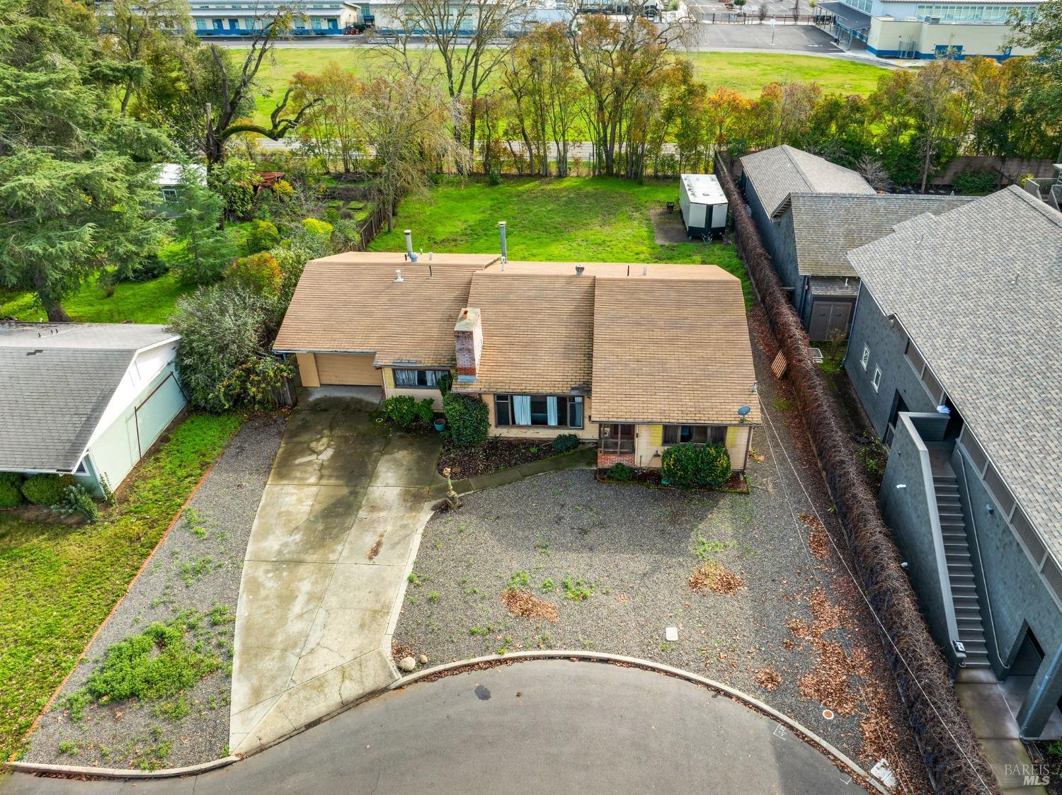 1021 Bella Dr