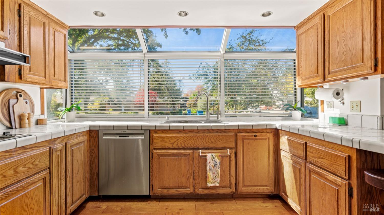 380 Piezzi Rd
