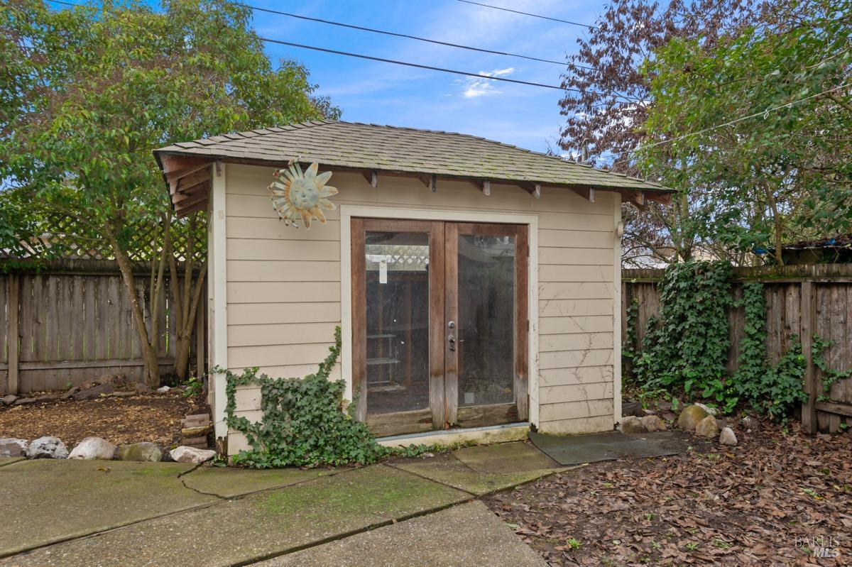 2636 Claremont Dr