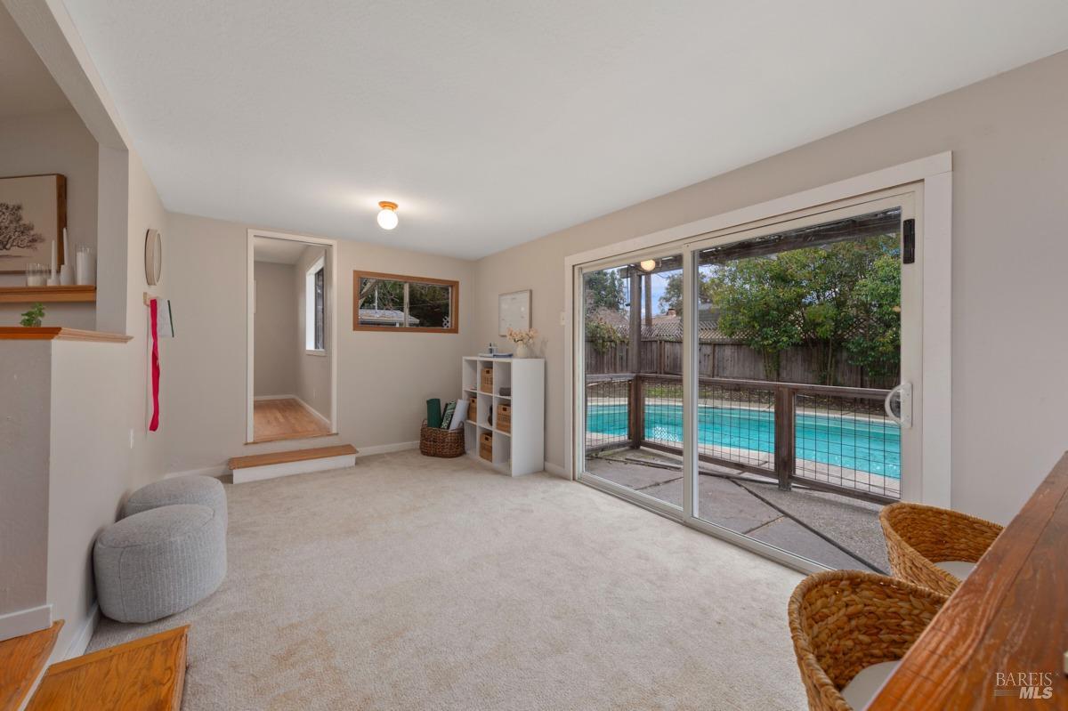 2636 Claremont Dr