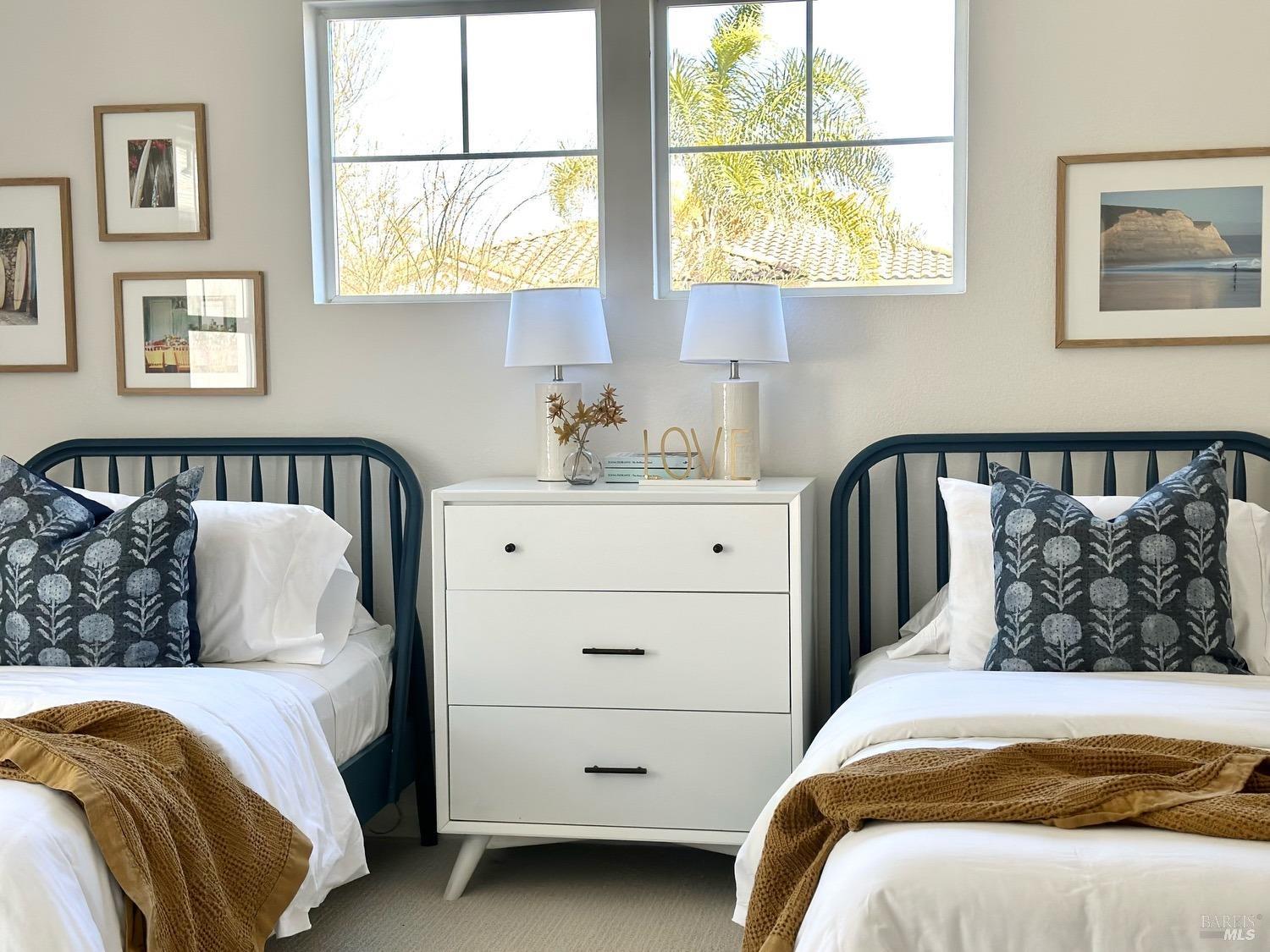 27 Presidio Dr