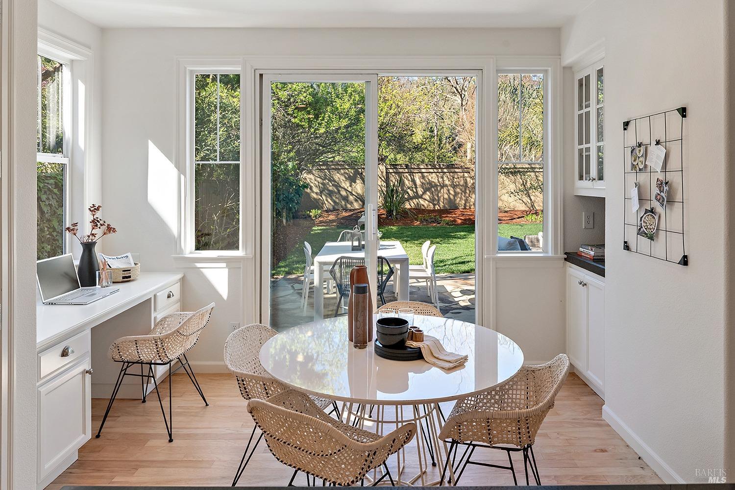 27 Presidio Dr