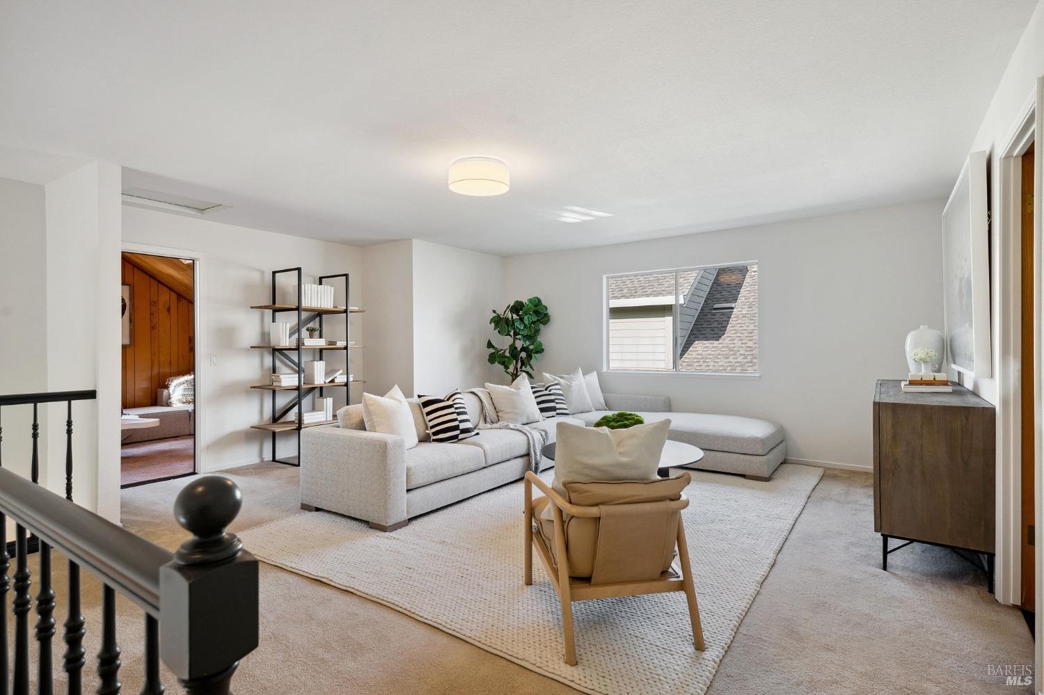 610 Anthony Ct