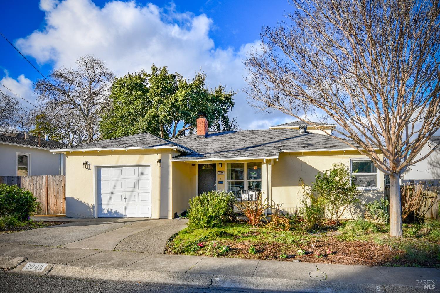 2948 Devita Dr