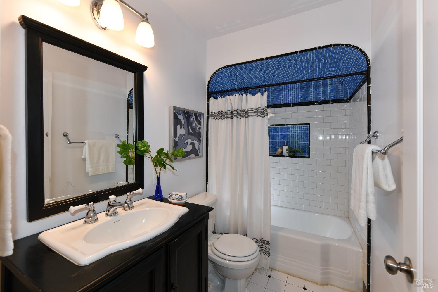 2948 Devita Dr
